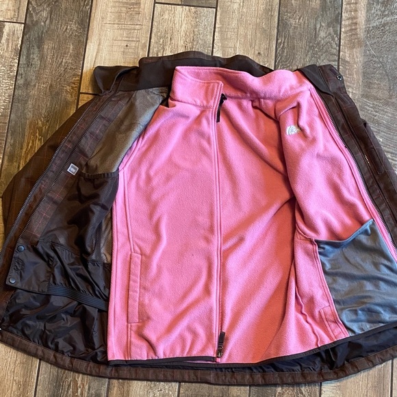 Northface Hyvent Pink and Brown Jacket - Picture 5 of 12